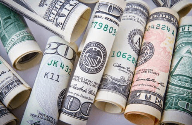 新年的钟声即将敲响，我们满怀感激，与您共同迎接2025！